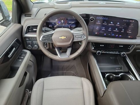 New 2026 Chevrolet Suburban LS AWD/4WD image 19
