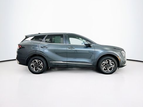 Used 2025 Kia Sportage LX image 10