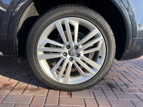 Used 2019 Audi Q5 2.0T Premium Plus w/ Premium Plus Package image 13