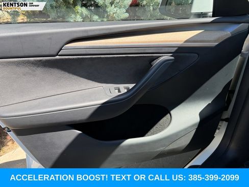 Used 2023 Tesla Model Y Long Range AWD/4WD image 16