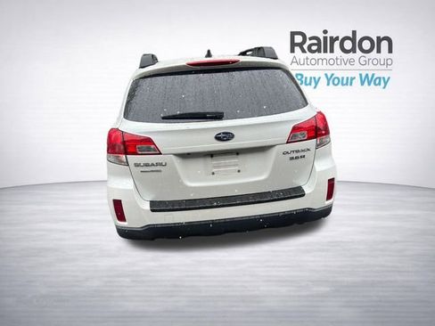 Used 2014 Subaru Outback 3.6R Limited AWD/4WD image 39