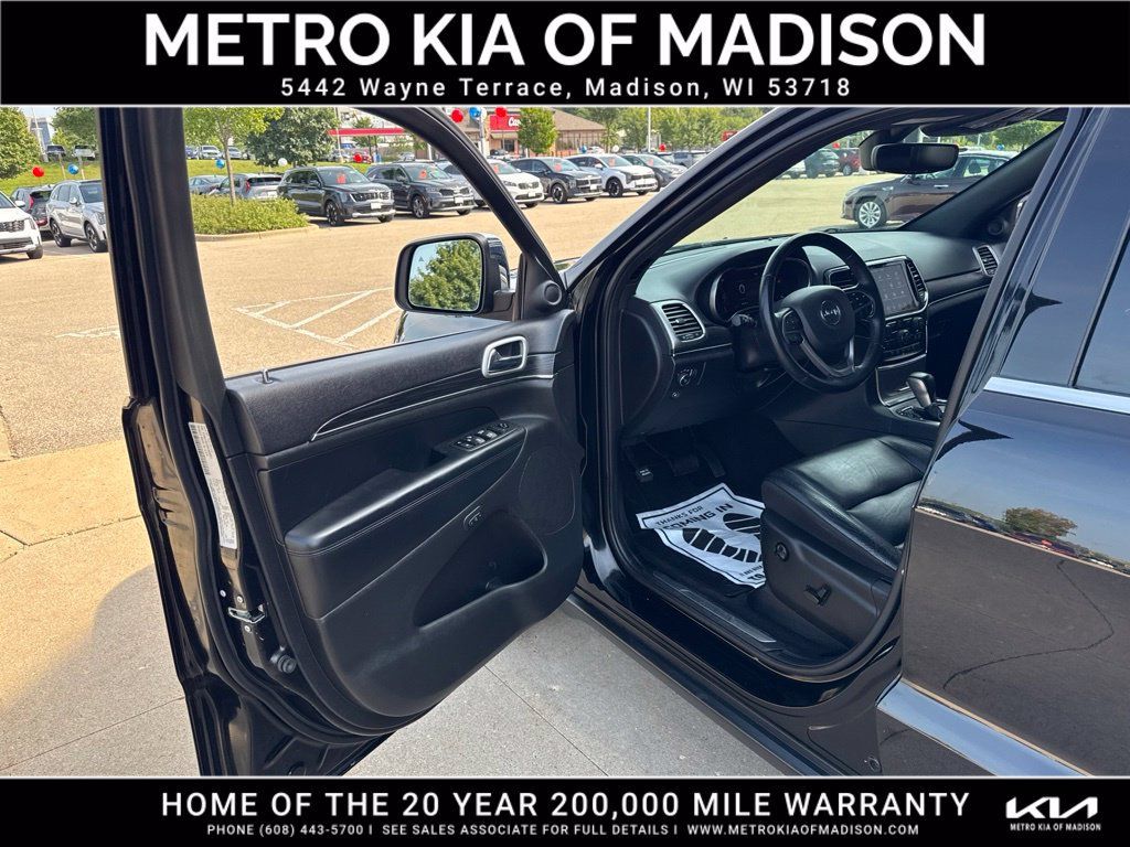 Used 2021 Jeep Grand Cherokee Limited AWD/4WD image 11