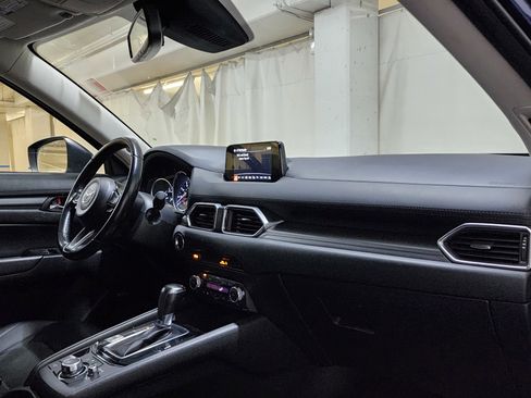 Used 2018 MAZDA CX-5 Touring w/ Preferred Equipment Package image 22