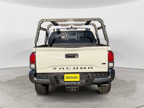 Used 2023 Toyota Tacoma TRD Off-Road image 4