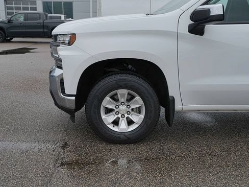 Used 2021 Chevrolet Silverado 1500 LT AWD/4WD image 11