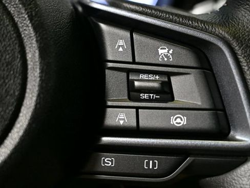 Used 2025 Subaru Forester Limited AWD/4WD image 43