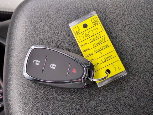Used 2023 Chevrolet Equinox LT image 28