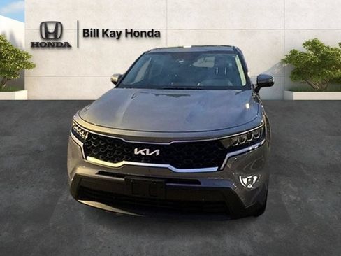 Used 2023 Kia Sorento LX AWD/4WD image 14