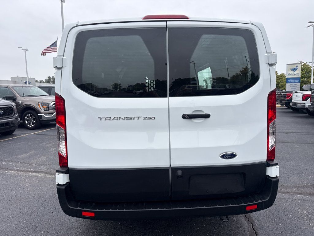 Used 2025 Ford Transit 250 Low Roof w/ Exterior Upgrade Package RWD image 8