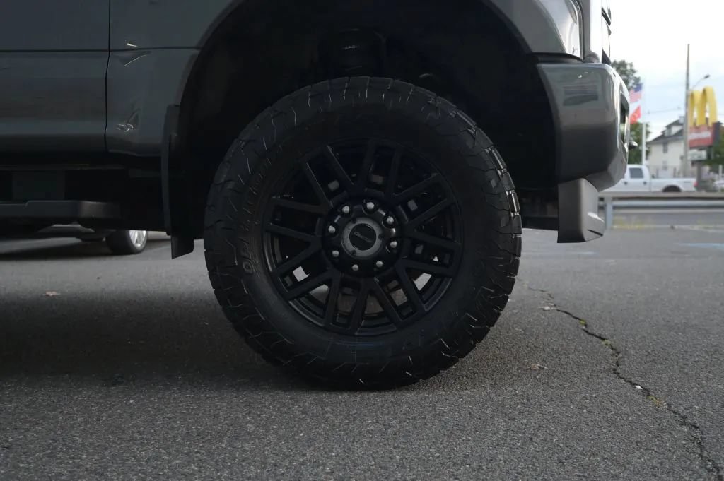 Used 2019 Ford F350 Lariat w/ Lariat Ultimate Package AWD/4WD image 21
