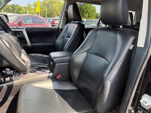 Used 2012 Toyota 4Runner Limited AWD/4WD image 74