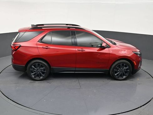 Used 2024 Chevrolet Equinox RS FWD image 17