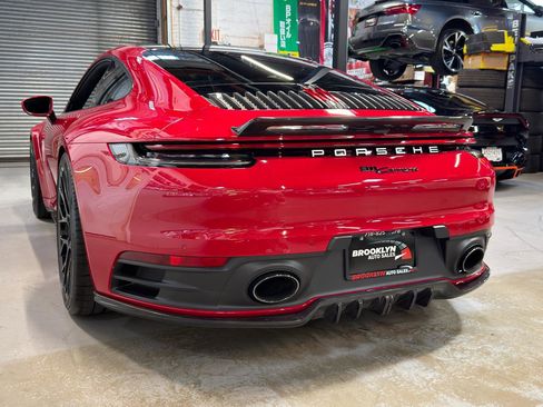 Used 2022 Porsche 911 Carrera image 9