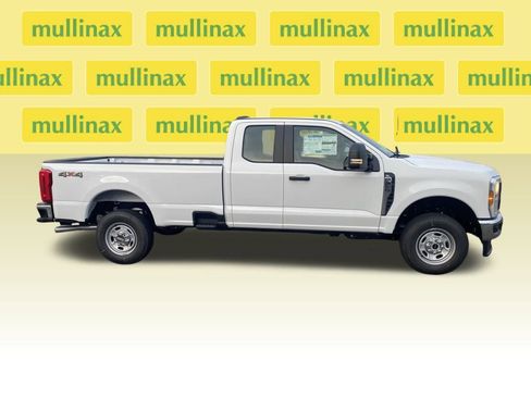 New 2026 Ford F250 XL w/ XL Chrome Package image 2