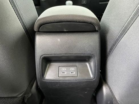 Used 2024 Toyota Corolla LE FWD image 29
