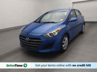 Used 2017 Hyundai Elantra GT image 1