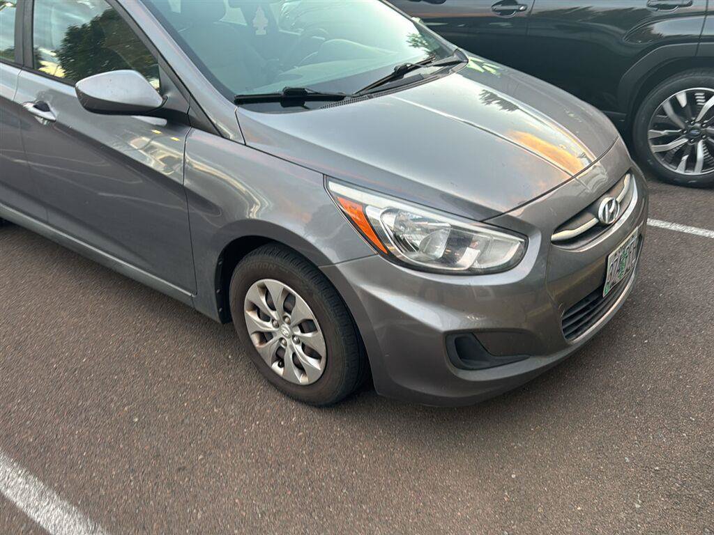 Used 2017 Hyundai Accent SE FWD image 6