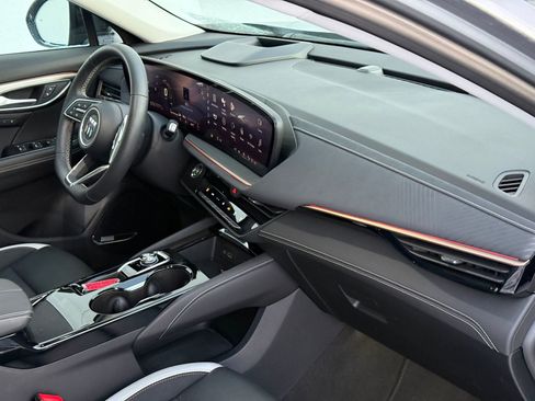 Used 2025 Buick Envision Sport Touring image 32