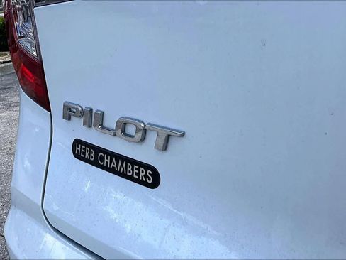 Used 2021 Honda Pilot Elite image 9