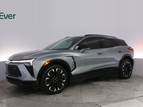 Used 2024 Chevrolet Blazer EV RS AWD/4WD image 18