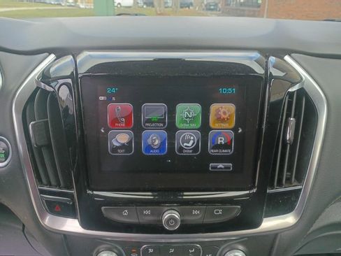 Used 2019 Chevrolet Traverse LT image 30