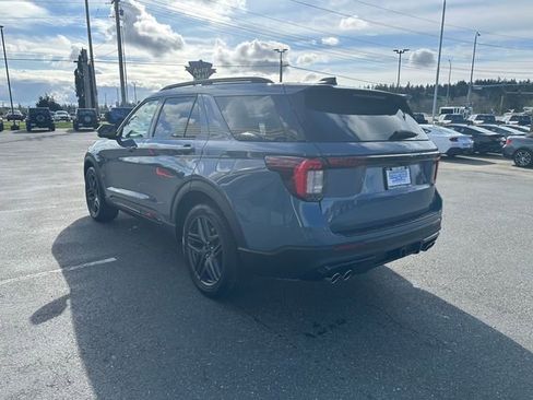 New 2026 Ford Explorer ST image 4