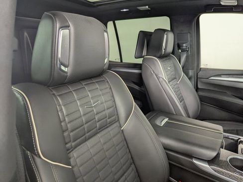 Used 2025 Cadillac Escalade V w/ LPO, Floor Liner Package image 24