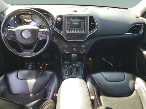 Used 2020 Jeep Cherokee Trailhawk w/ Cold Weather Group image 13