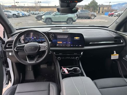 New 2026 Chevrolet Traverse LT w/ Enhanced Driving Package image 35