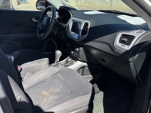 Used 2019 Jeep Compass Sport image 13