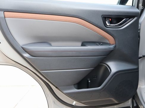 Used 2025 Subaru Forester Sport image 17