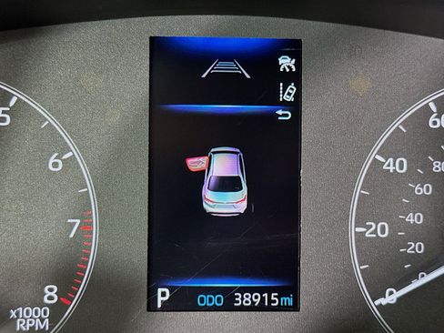 Used 2024 Toyota Corolla LE FWD image 14