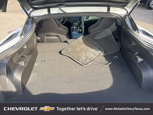 Used 2019 Chevrolet Corvette Stingray Coupe w/ 1LT image 9