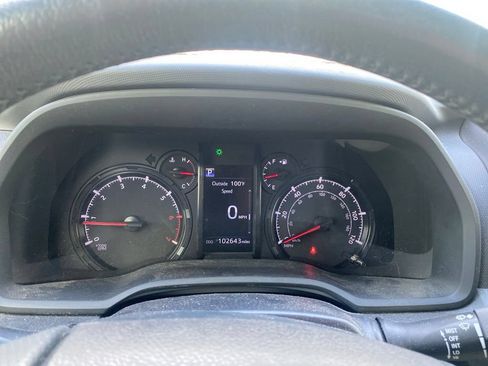 Used 2020 Toyota 4Runner SR5 AWD/4WD image 16