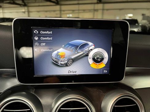 Used 2015 Mercedes-Benz C 300 4MATIC Sedan image 34