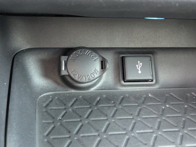 Used 2021 Toyota RAV4 XSE w/ XSE Grade Weather Package AWD/4WD image 25