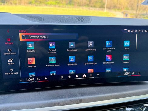 Used 2025 BMW X5 xDrive40i w/ M Sport Package image 58