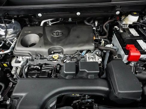 Used 2024 Toyota RAV4 XLE image 26