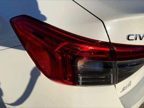 Used 2022 Honda Civic Sport image 26