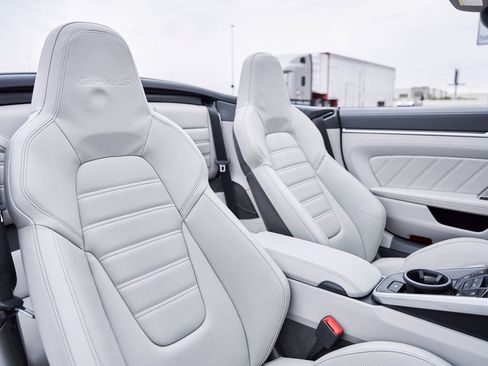 Used 2021 Porsche 911 Turbo S image 39