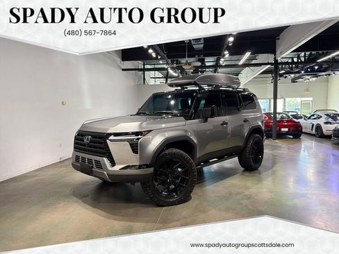 Used 2024 Lexus GX 550 AWD/4WD image 1
