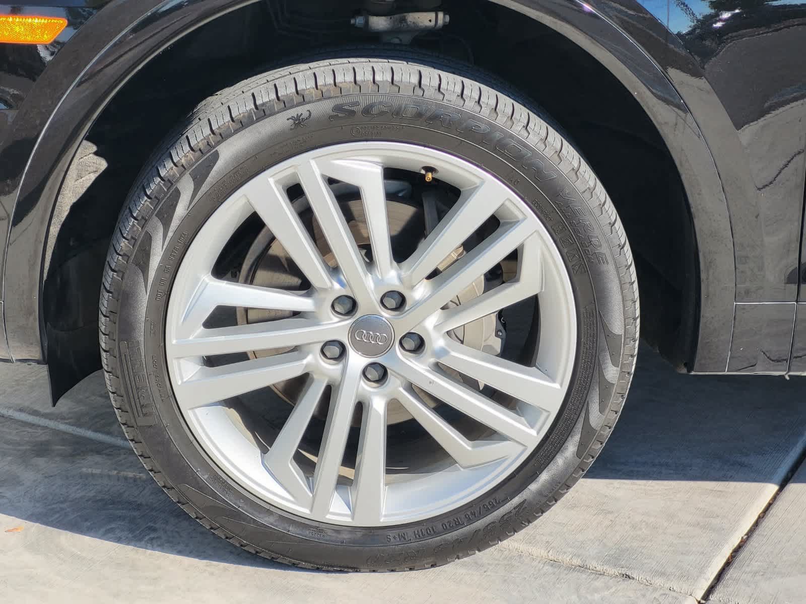 Used 2018 Audi Q5 2.0T Premium Plus w/ Premium Plus Package AWD/4WD image 9