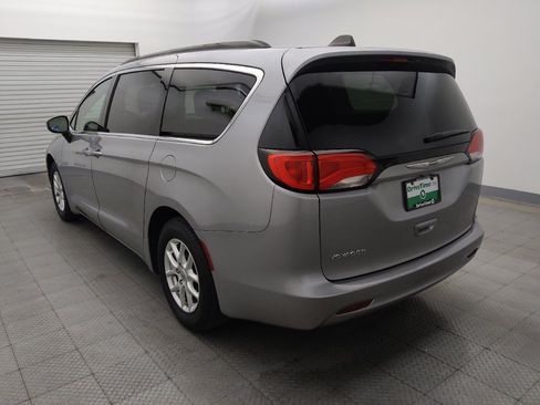 Used 2021 Chrysler Voyager Lxi FWD image 5