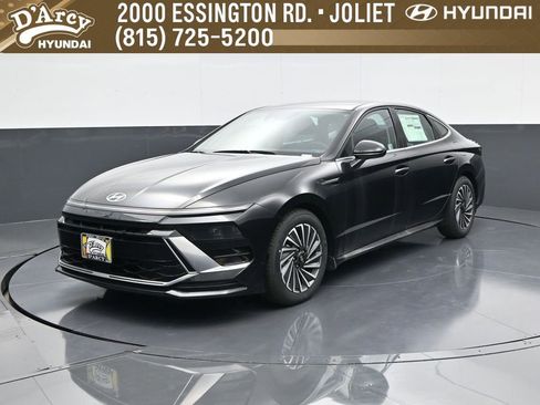 Certified 2025 Hyundai Sonata SEL FWD image 1