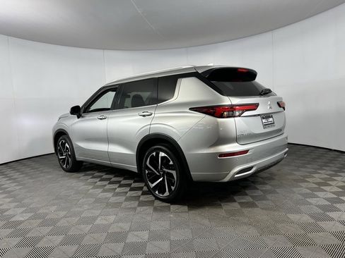 Used 2024 Mitsubishi Outlander SEL image 8