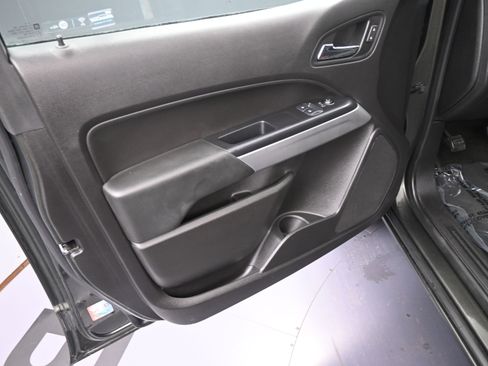 Used 2018 Chevrolet Colorado LT w/ LT Convenience Package image 13