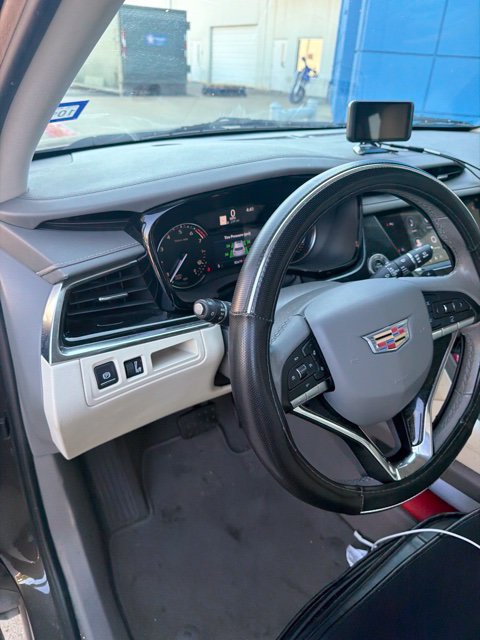 Used 2020 Cadillac XT6 Premium Luxury FWD image 15