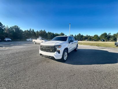 Used 2025 Chevrolet Silverado 1500 Custom