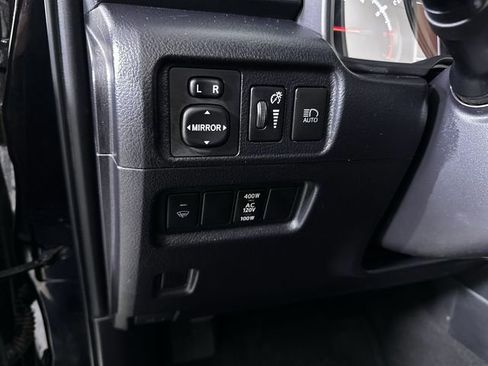 Used 2020 Toyota 4Runner TRD Off-Road AWD/4WD image 18