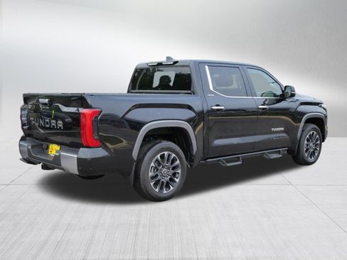 Used 2024 Toyota Tundra Limited w/ Power Package AWD/4WD image 7
